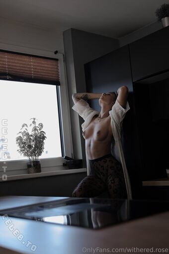 withered.rose Foto Nua Vazada OnlyFans 62