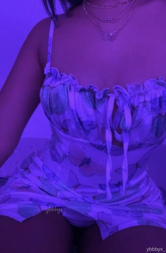Ybbbyx Foto Nua Vazada OnlyFans 39