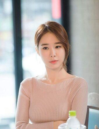 Yoo In Na