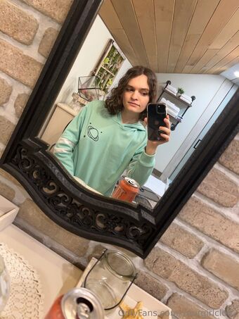 yourgirlclo02 Foto Nua Vazada OnlyFans 16