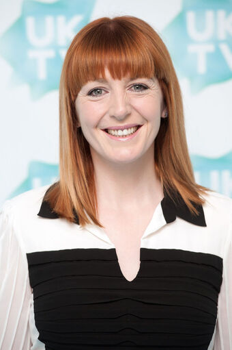 Yvette Fielding Foto Nua Vazada OnlyFans 9