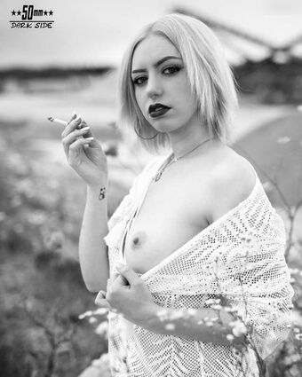 Zombiecookie Foto Nua Vazada OnlyFans 9