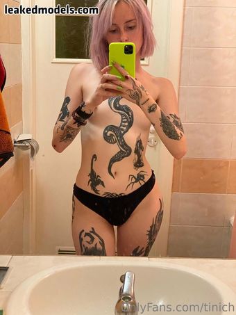 Tinich Foto Nua Vazada OnlyFans 11